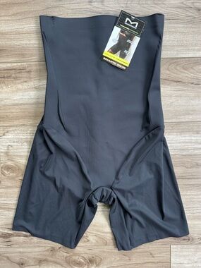 MAIDENFORM Women's Shapewear High-waist Thigh Slimmer Black Size Medium Sculpts
